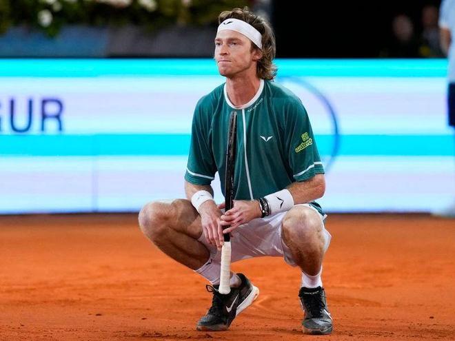 但他把每一 但他把每一