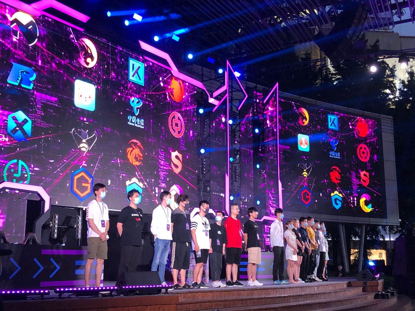 是它区别于 是它区别于